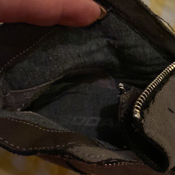 Pre-Owned Women’s Gray High Top Shoes by SODA. Size 7. - Picture 9 of 9